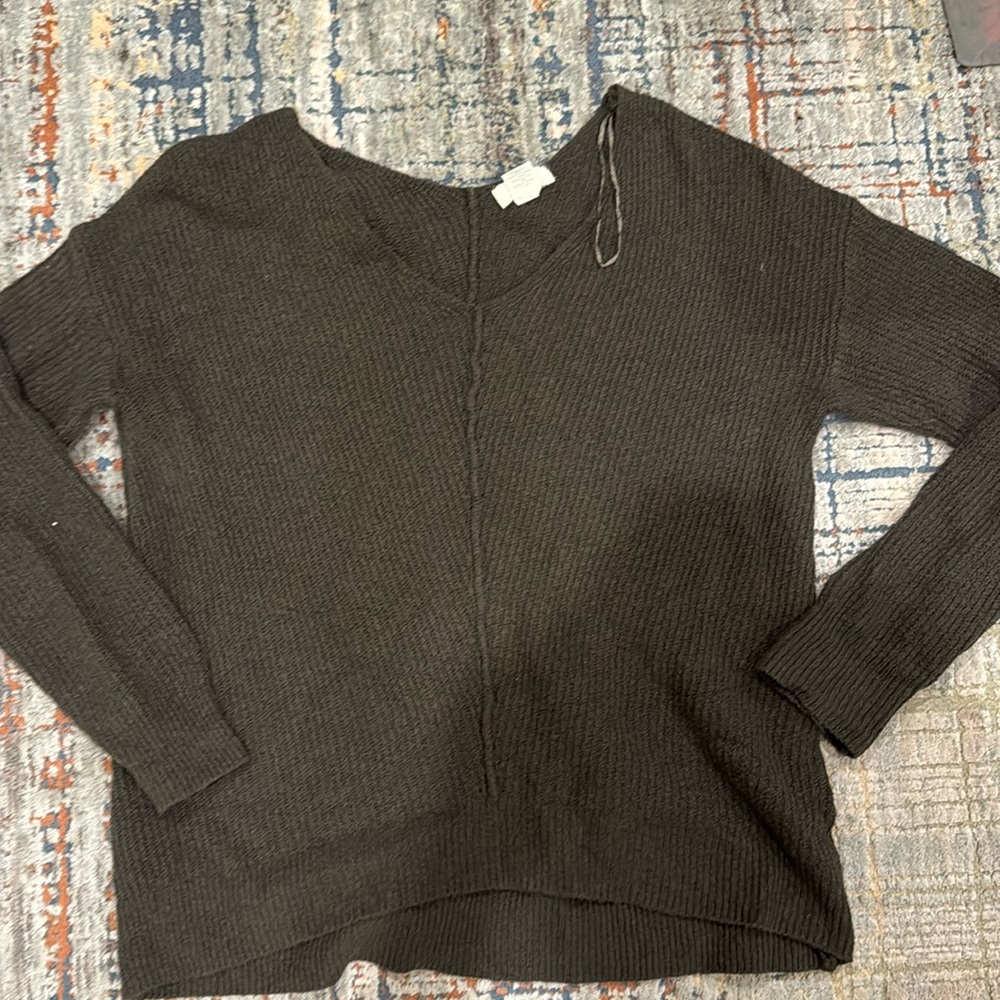 KAISLEY WOMENS SWEATER